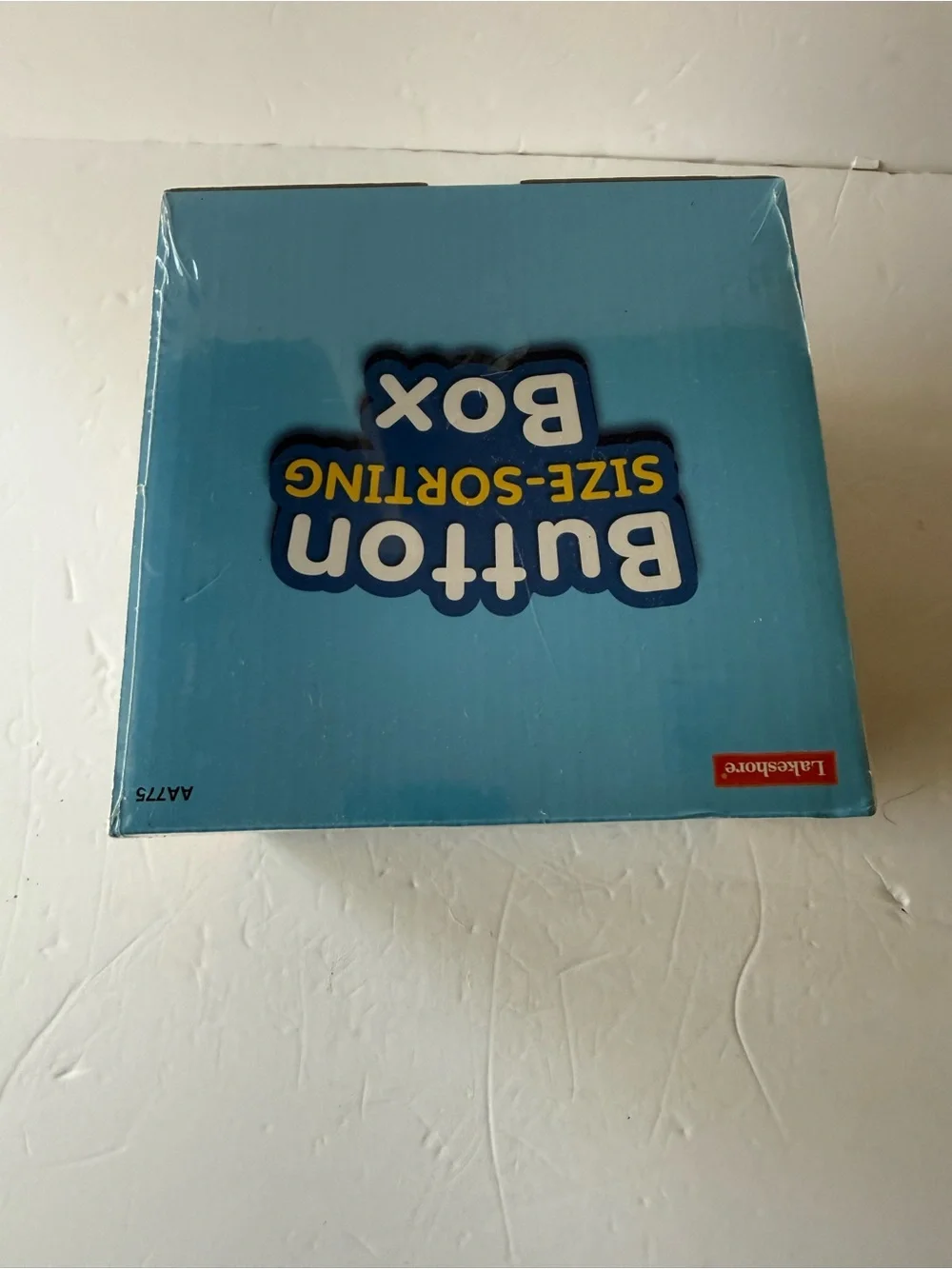 NWT Lakeshore Button Size-Sorting Box — Blue & Yellow